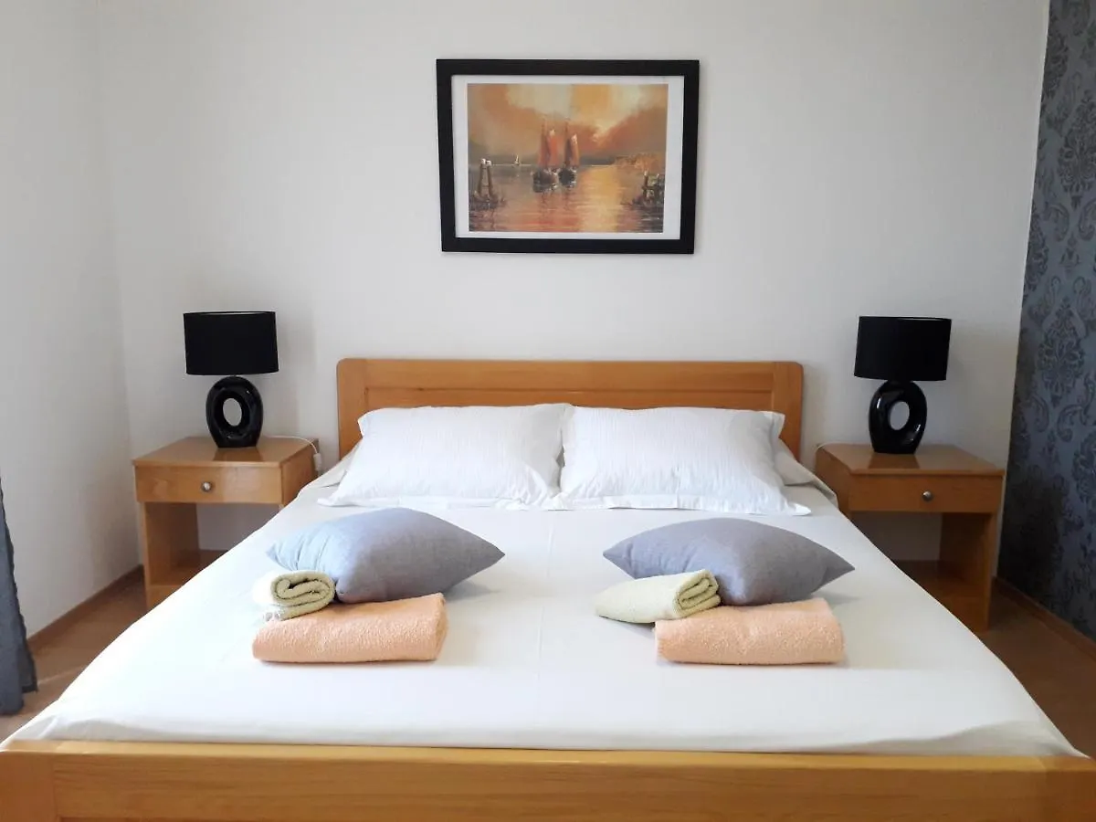 Hollywood Rooms Sveti Petar  Hırvatistan
