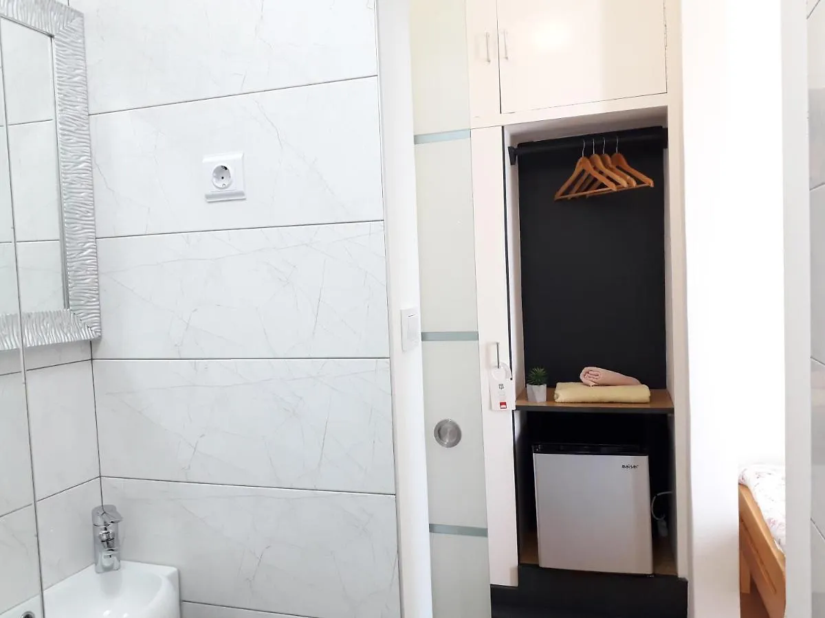 Hollywood Rooms Sveti Petar  Oda ve Kahvaltı