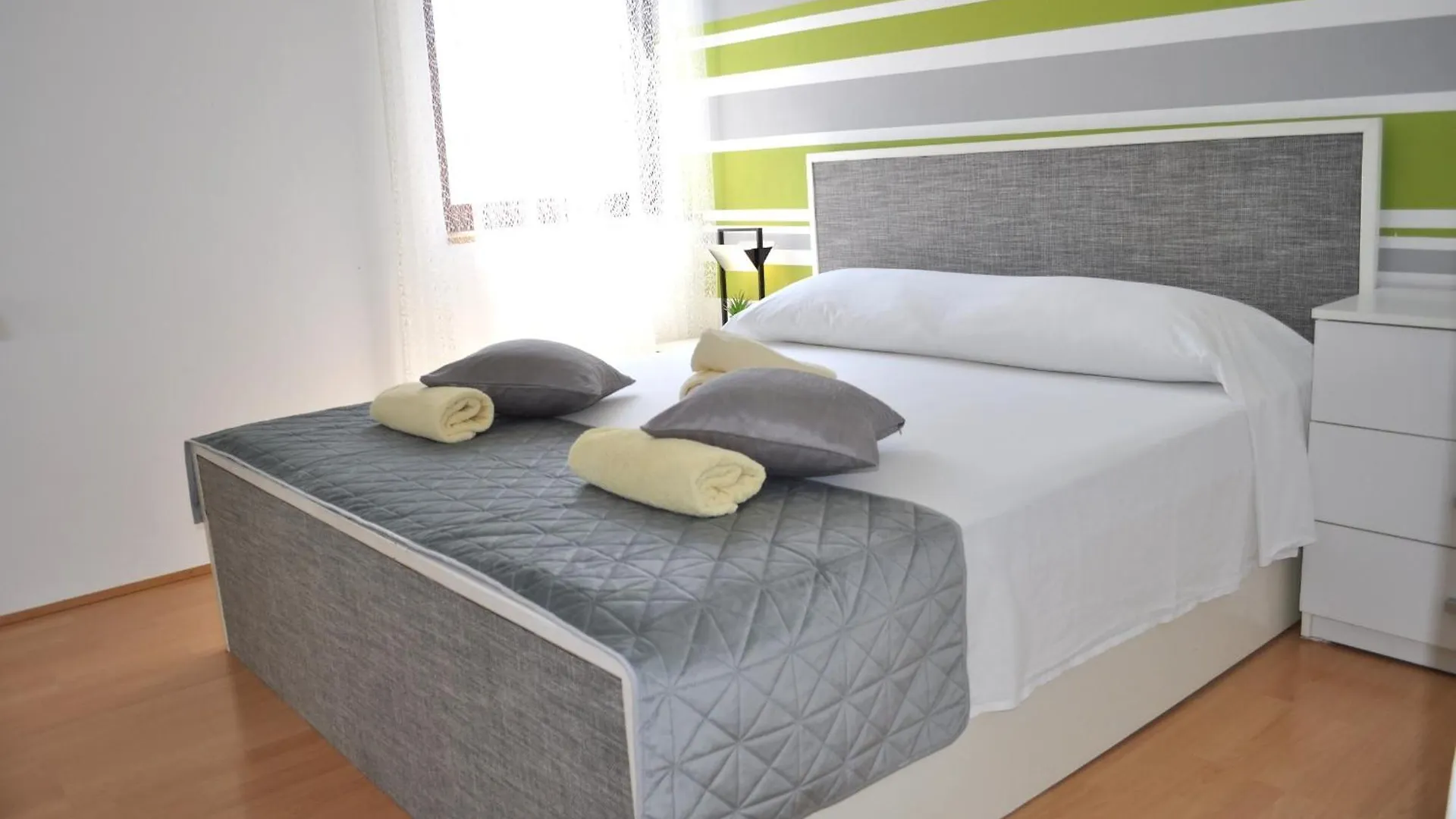 Oda ve Kahvaltı Hollywood Rooms Sveti Petar