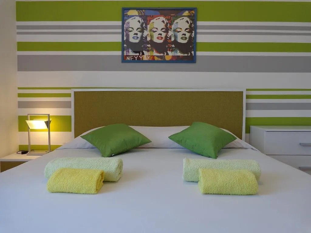 Hollywood Rooms Sveti Petar